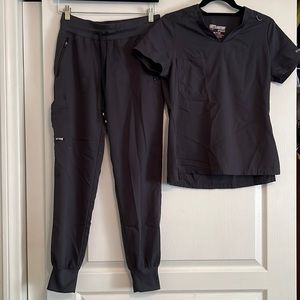 Grey’s Anatomy Slate Gray Jogger Scrub Set. Great Condition!